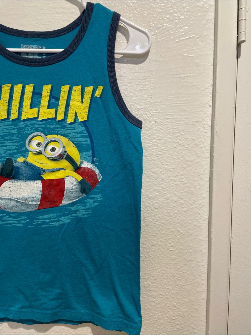 Despicable Me Minions Tank Top Kids M Blue Teal Chillin Graphic Shirt Summer - Picture 3 of 6